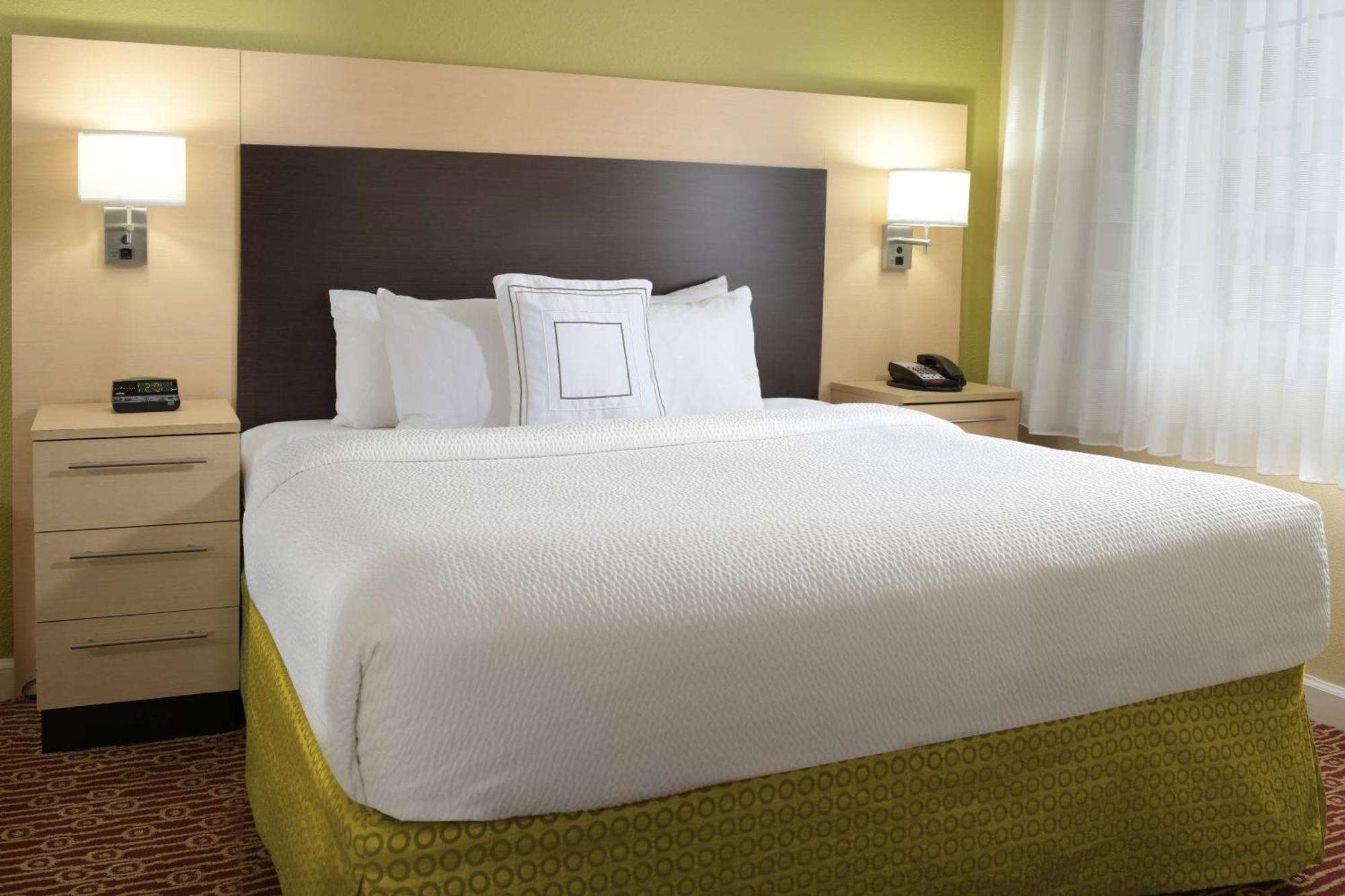 Towneplace Suites By Marriott Lake Jackson Clute Εξωτερικό φωτογραφία