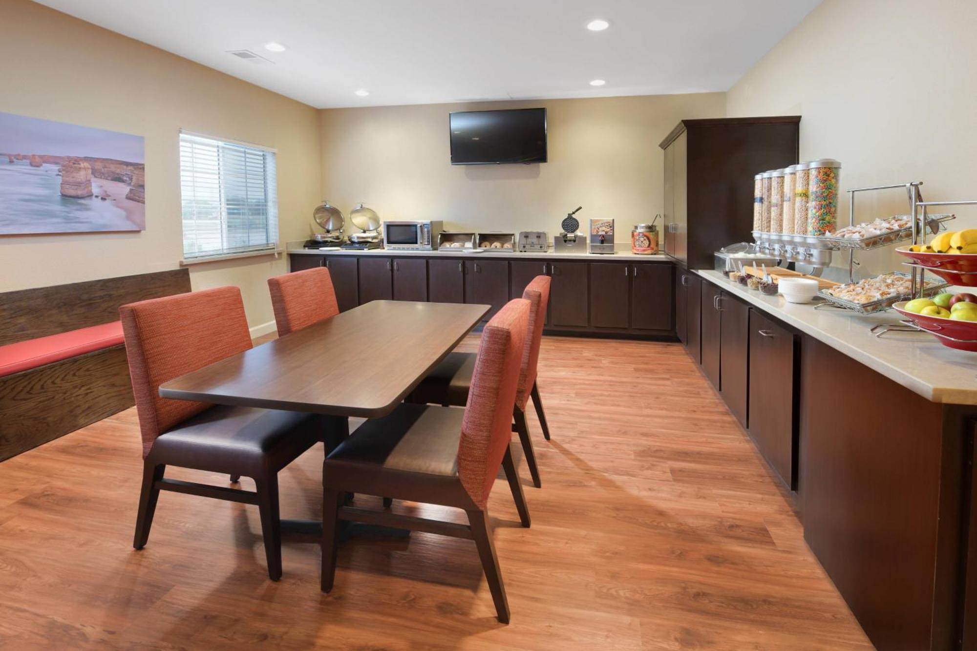 Towneplace Suites By Marriott Lake Jackson Clute Εξωτερικό φωτογραφία
