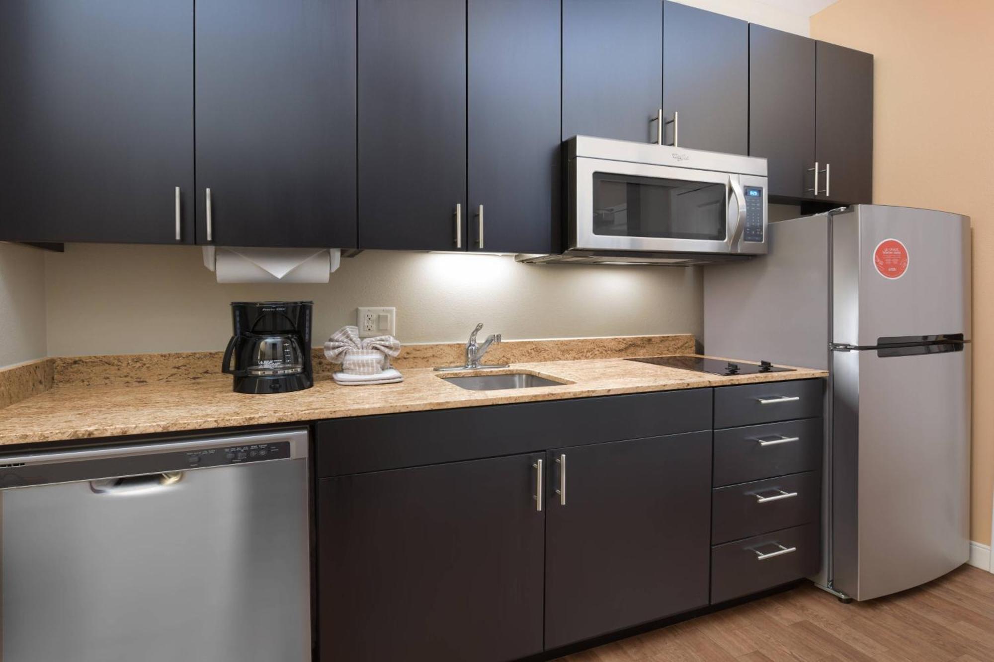 Towneplace Suites By Marriott Lake Jackson Clute Εξωτερικό φωτογραφία