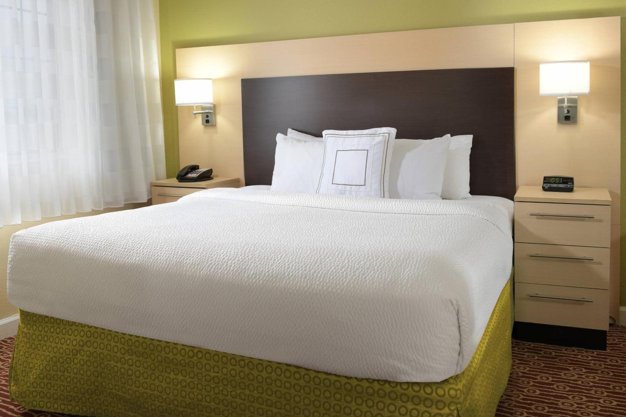 Towneplace Suites By Marriott Lake Jackson Clute Εξωτερικό φωτογραφία