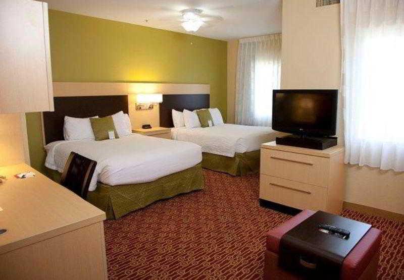 Towneplace Suites By Marriott Lake Jackson Clute Εξωτερικό φωτογραφία